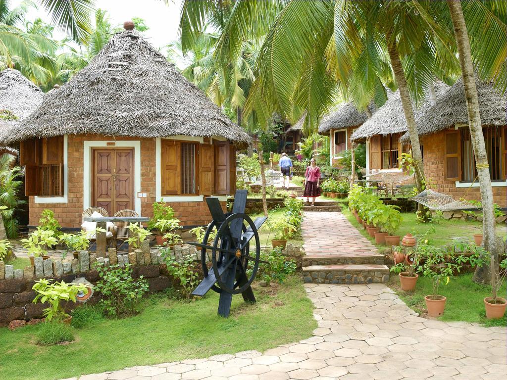 Soma Manaltheeram Ayurveda Beachvillage Kovalam Zewnętrze zdjęcie