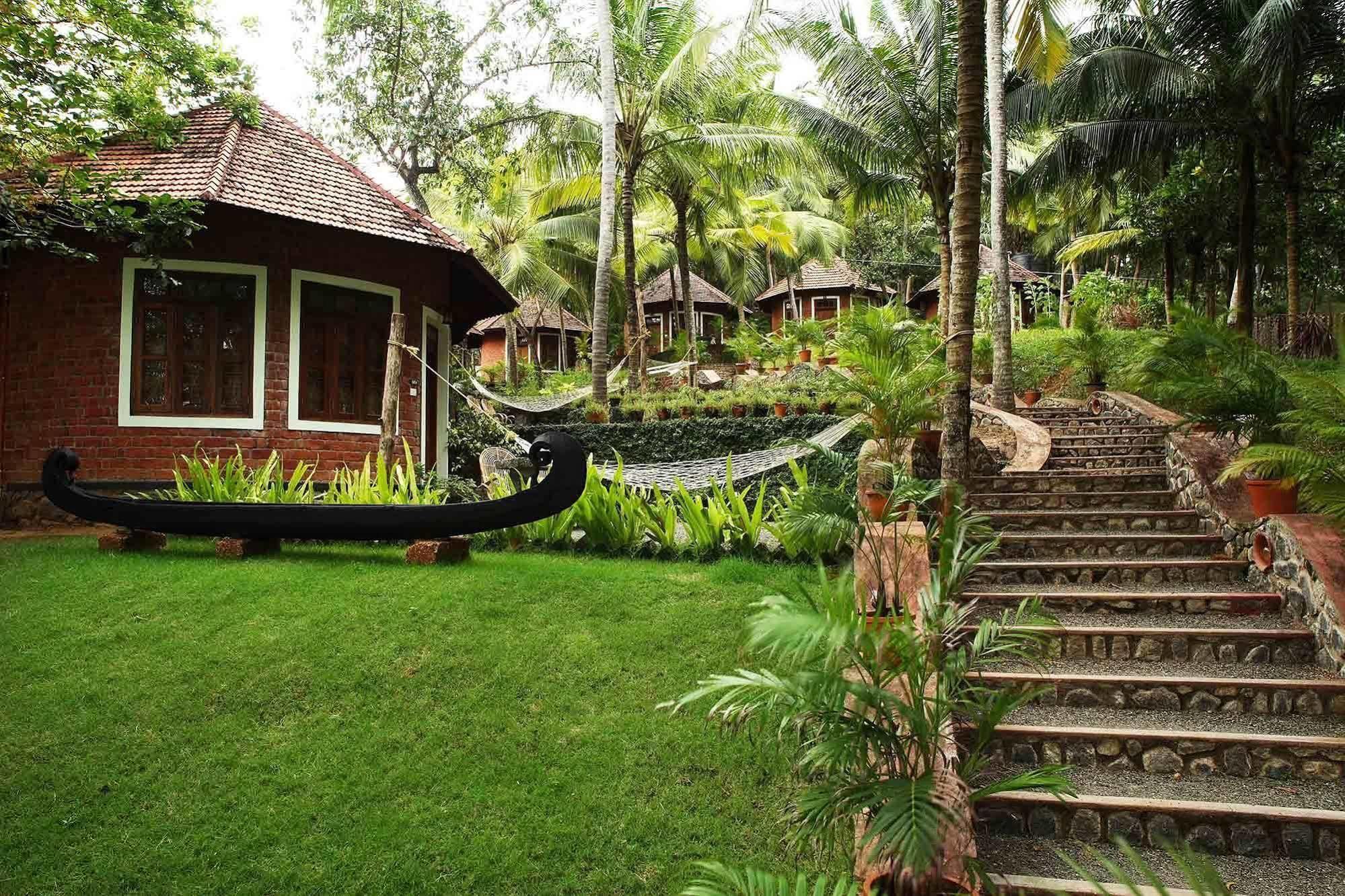 Soma Manaltheeram Ayurveda Beachvillage Kovalam Zewnętrze zdjęcie